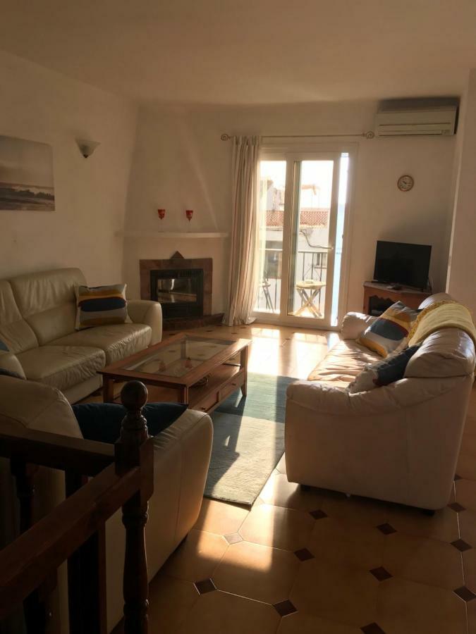 Casa Angelines Holiday Home 内尔哈 外观 照片